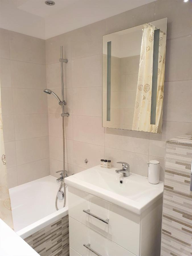 Wera - Klimatyczny Apartament 300 M Od Plazy Brzezno - Azw Gdańsk Exterior foto