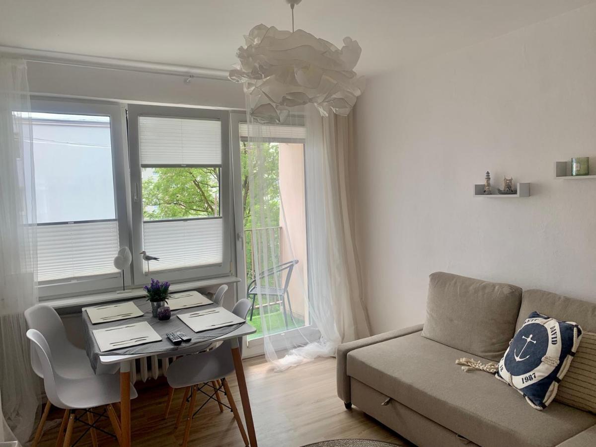 Wera - Klimatyczny Apartament 300 M Od Plazy Brzezno - Azw Gdańsk Exterior foto